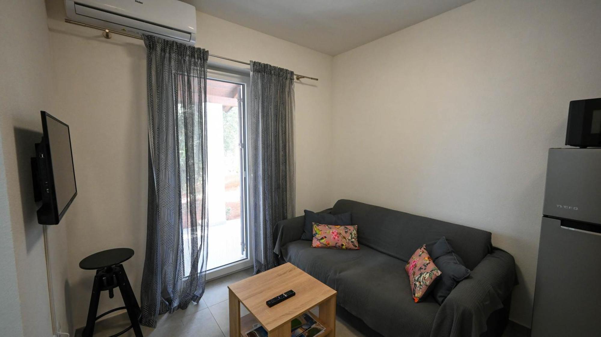 Casa Mira Apartments Ližnjan エクステリア 写真