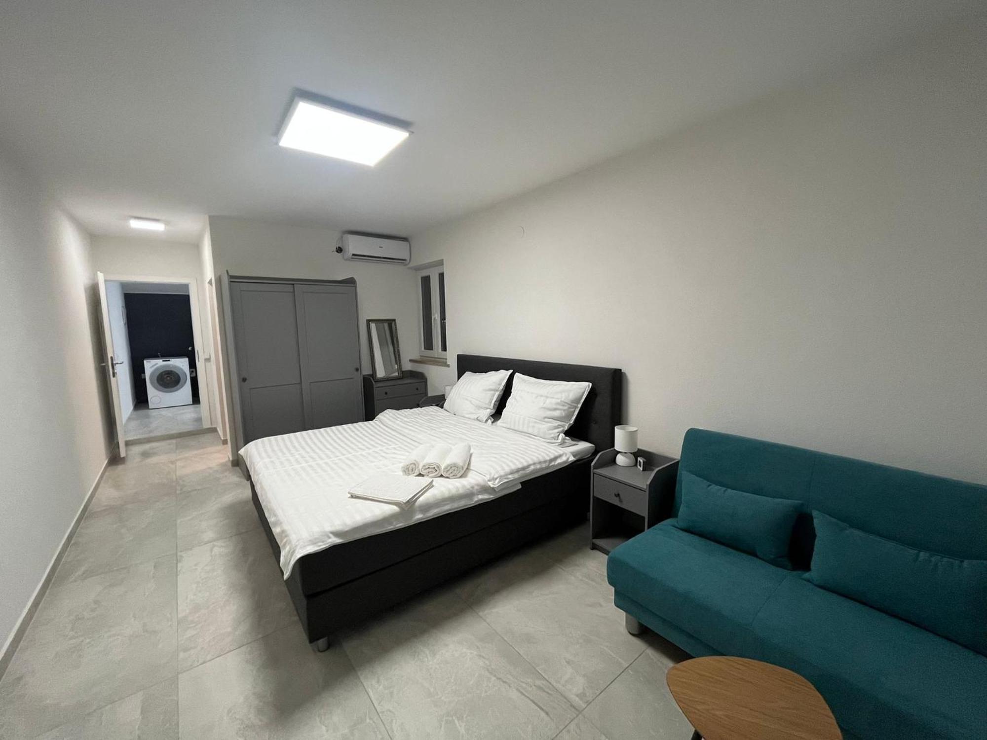 Casa Mira Apartments Ližnjan エクステリア 写真