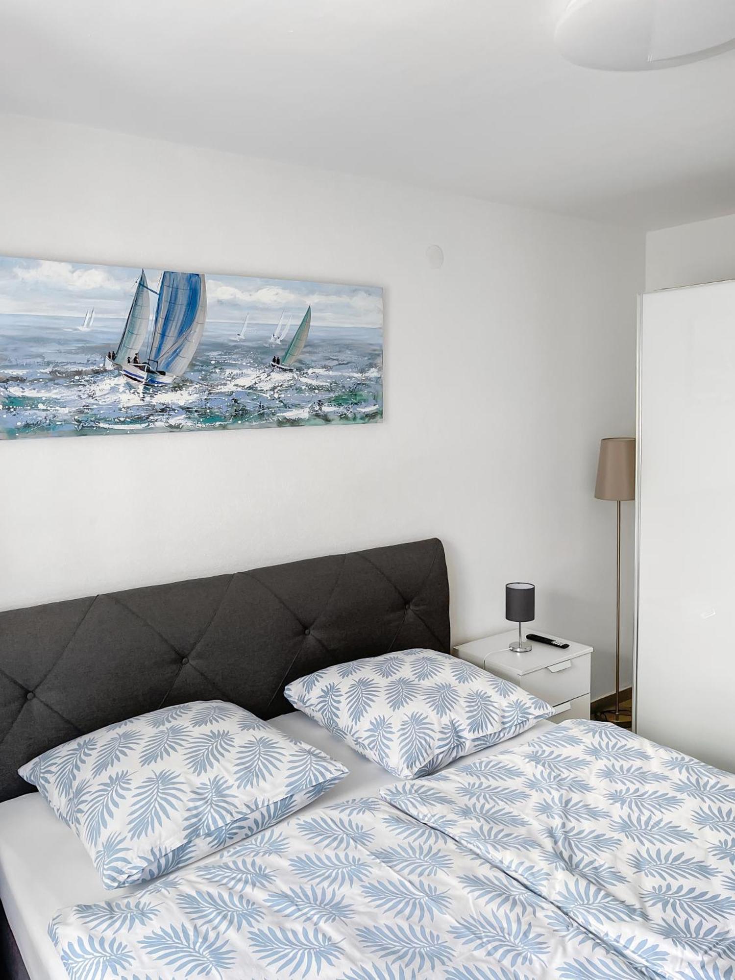 Casa Mira Apartments Ližnjan エクステリア 写真